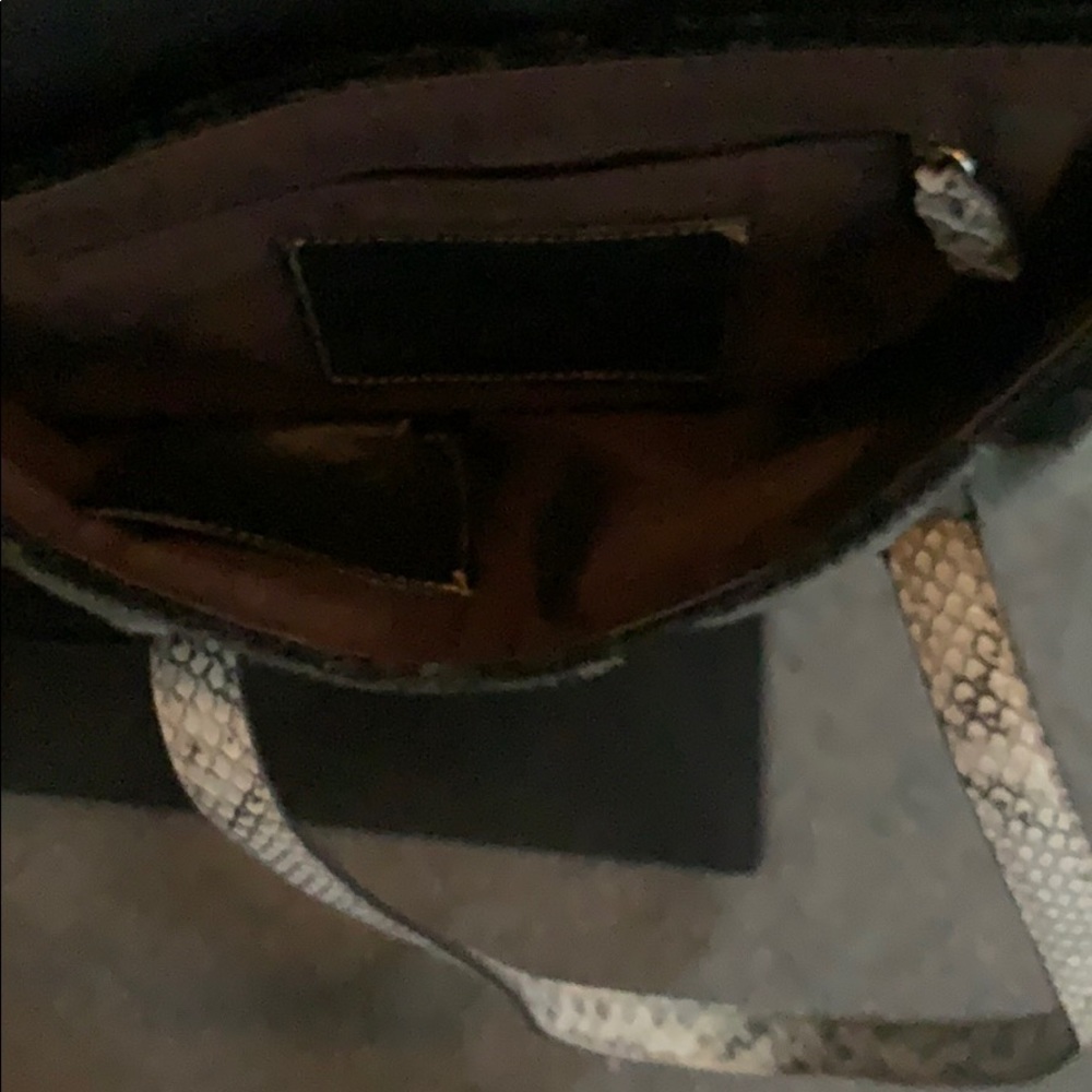 Purse - Picture 4 of 5